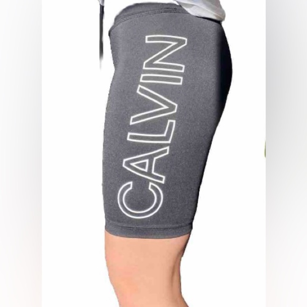 NWT 🦋Black Calvin Klein Biker Shorts